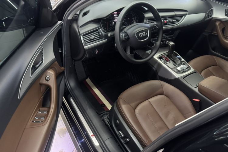 Used Audi A6L 2018 30th Anniversary Edition 35 TFSI Fashion Model
