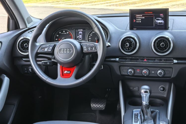 Used Audi A3 2020 Limousine 35 TFSI Fashion Edition China VI Emission Standard
