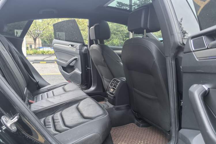 Used Volkswagen FAW-Volkswagen CC 2020 330TSI Glamour Edition China VI Standard
