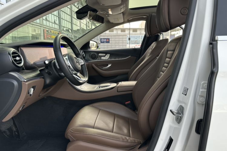 Used Mercedes-Benz E-Class 2019 E 300 L Sporty and Stylish Model
