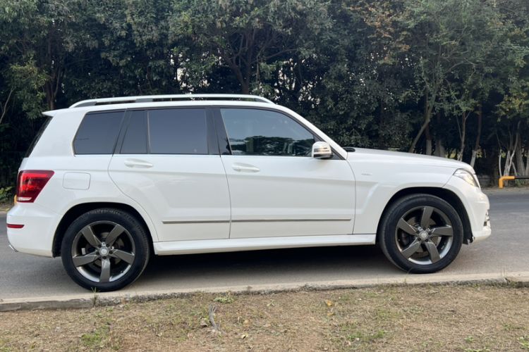 Used Mercedes-Benz GLK-Class 2015 GLK 260 4MATIC Fashion Edition Ultimate Version
