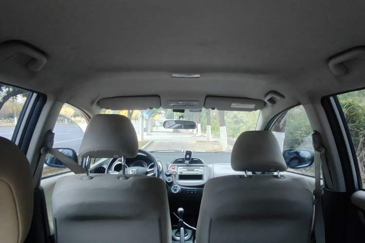 Used Honda Fit 2011 1.3L Manual Comfort Edition