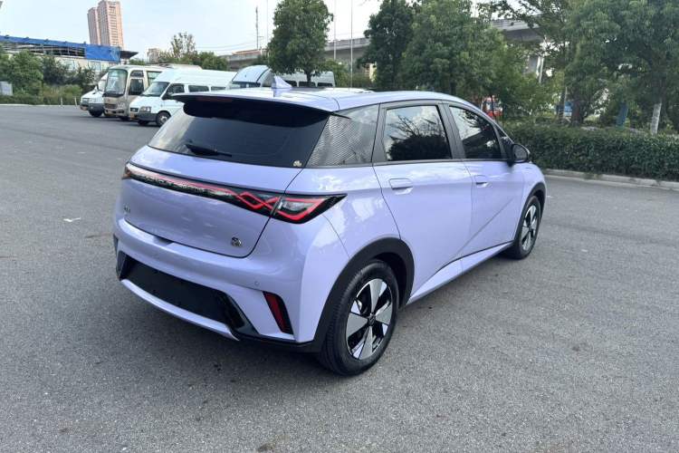 Used BYD Dolphin 2023 420 km Fashion Edition
