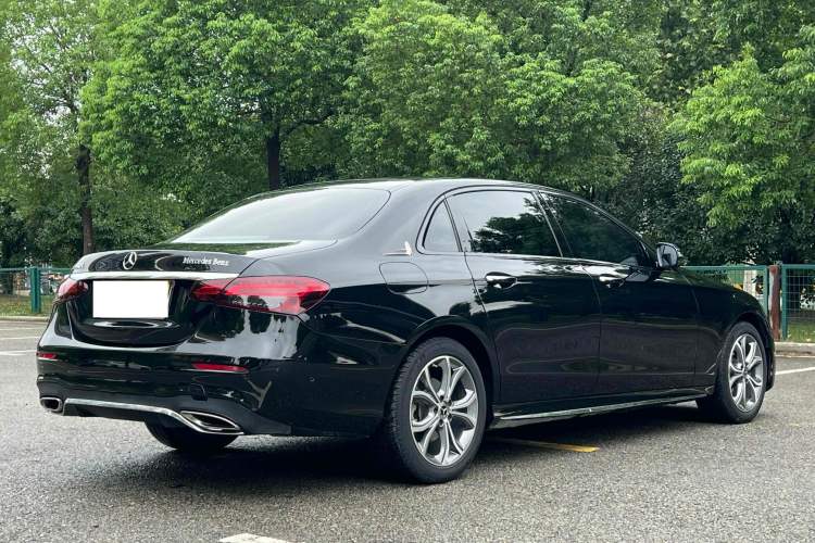 Used Mercedes-Benz E-Class 2022 E 300 L Sporty and Stylish Model
