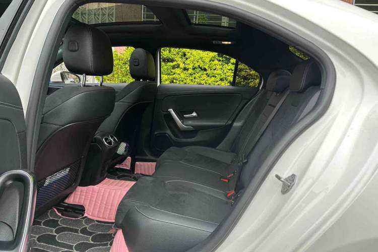 Used Mercedes-Benz A-Class 2021 A 200 L Sport Sedan Fashion Model
