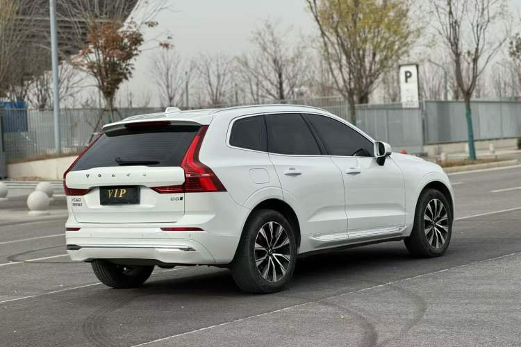 Used Volvo XC60 2024 B5 4x4 Smart Luxury Edition
