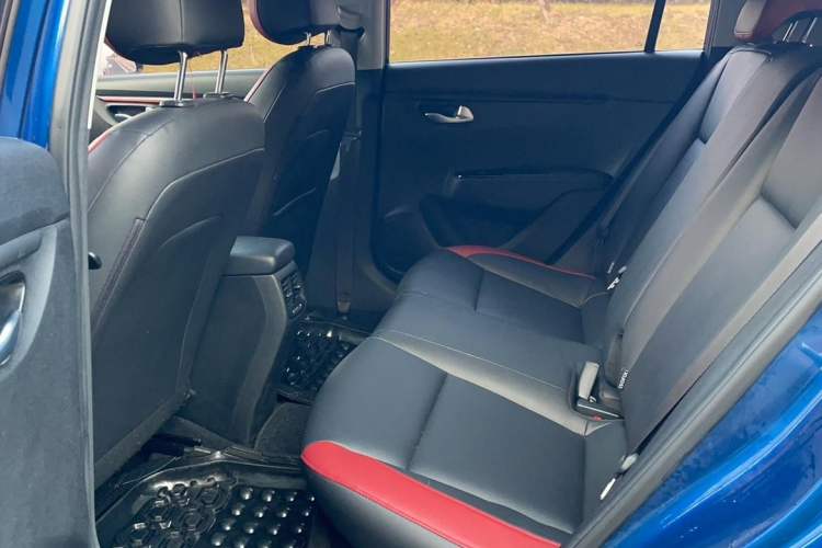 Used Kia KX Cross 2018 1.6L Automatic Dynamic Sunroof Version
