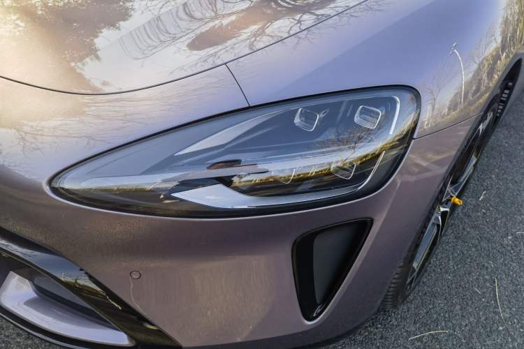 Used  SU7 2024 Rear-Drive Ultra-Long Range Advanced Pro-Level Intelligent Driving Version
