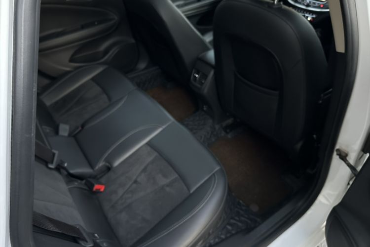 Used Buick Verano 2019 Sedan 20T Dual-Clutch Luxury Model
