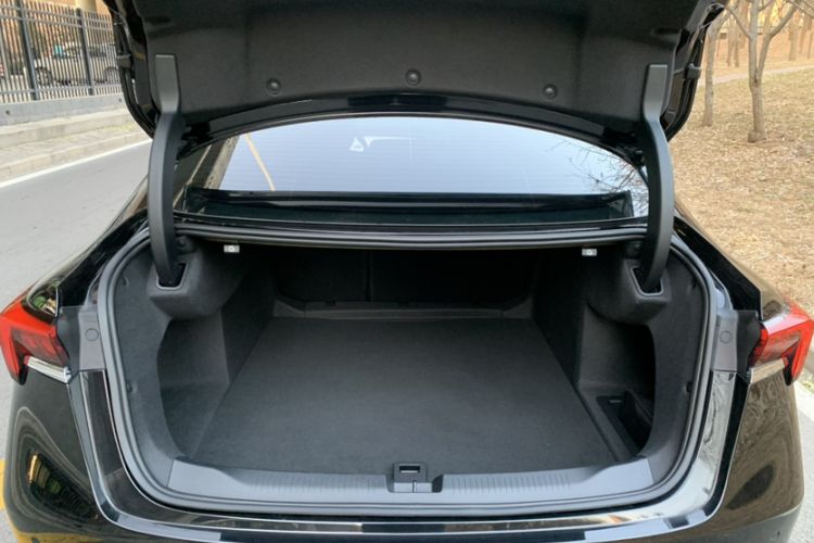 Used Buick LaCrosse 2025 28T Platinum Edition