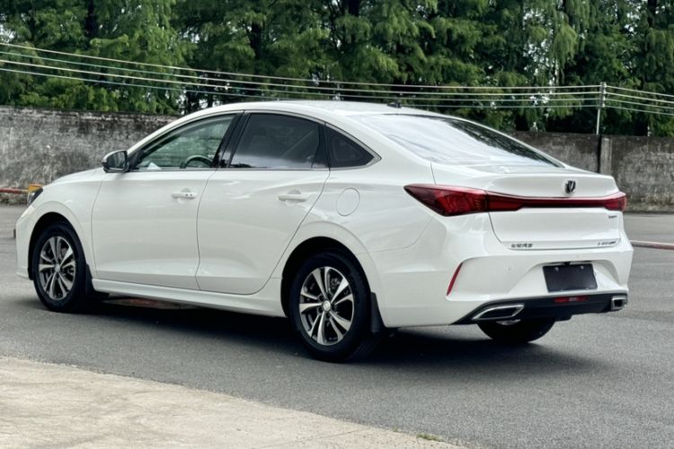 Used Changan Eado 2023 Changan Edition PLUS Blue Whale NE 1.4T GDI DCT Prestige Version
