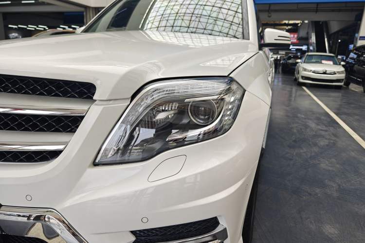 Used Mercedes-Benz GLK-Class 2015 GLK 300 4MATIC Fashion Edition Ultimate Version