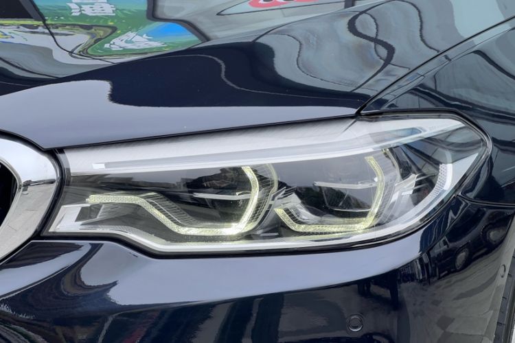 Used BMW 5 Series 2018 Restyled 530Li Leading Edition M Sport Package
