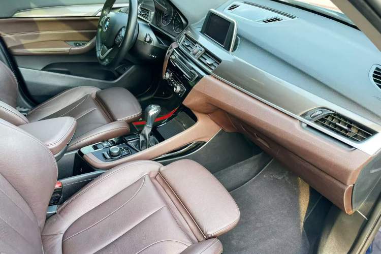 Used BMW X1 2018 sDrive18Li Luxury Model