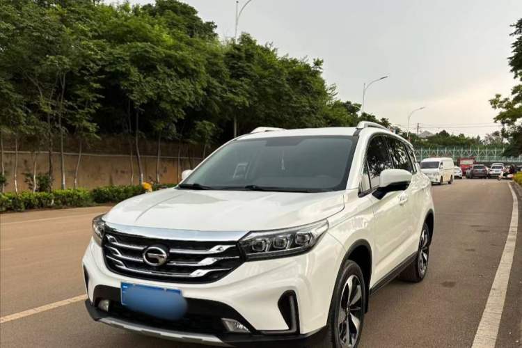 Used GAC Trumpchi GS4 2018 235T Automatic Two-Wheel Drive Luxury Smart Connectivity Millionth Anniversary Edition