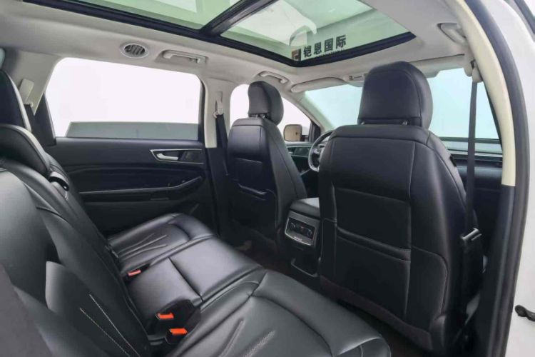 Used Ford Edge 2021 PLUS EcoBoost 245 Two-Wheel-Drive Titanium 7-Seater
