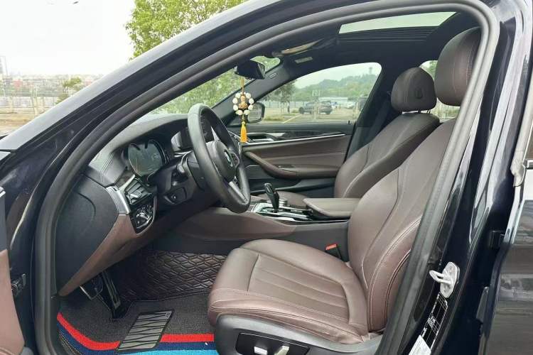 Used BMW 5 Series 2018 530Li Leading Edition Luxury Package
