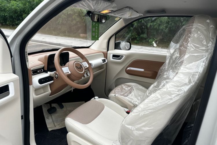 Used Wuling Hongguang MINIEV 2024 3rd Generation 215km Youth Edition
