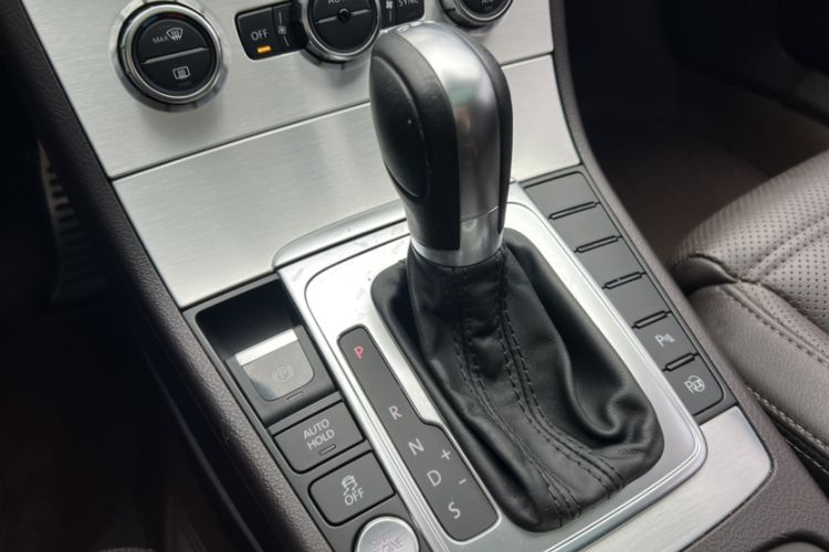 Used Volkswagen FAW-Volkswagen CC 2016 1.8TSI Luxury Model
