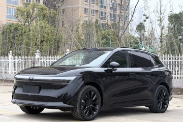 Used Zeekr 7X 2025 100 kWh Long-Range Rear-Wheel Drive with Intelligent Driving Features