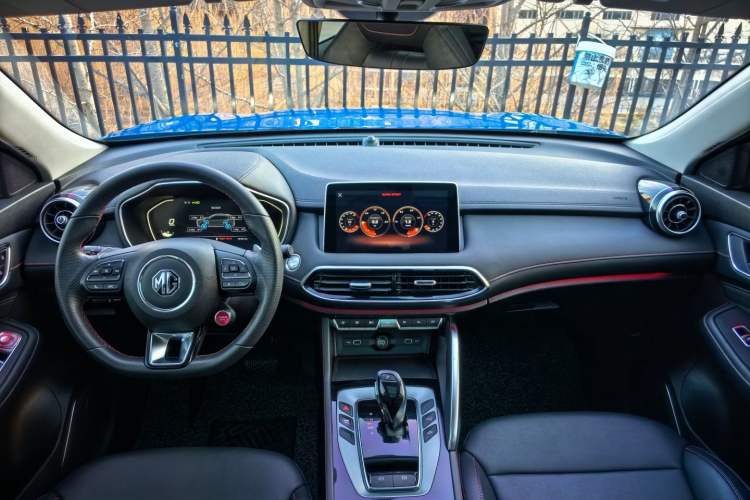 Used MG HS 2019 20T Automatic Two-Wheel Drive Trophy Super Sport Version China VI Standard
