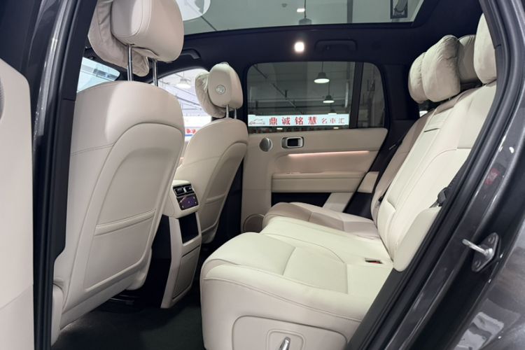 Used Li Auto L6 2024 Pro Model
