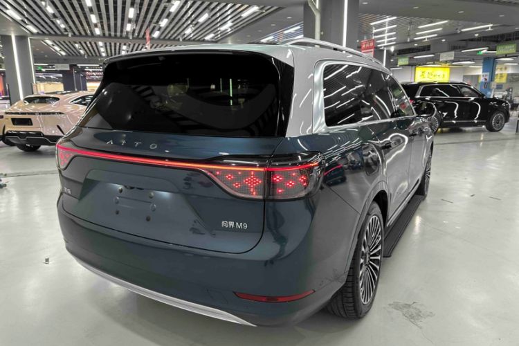 Used Hima AITO M9 2024 Range-Extended Ultra Version 52 kWh 5-Seater Model
