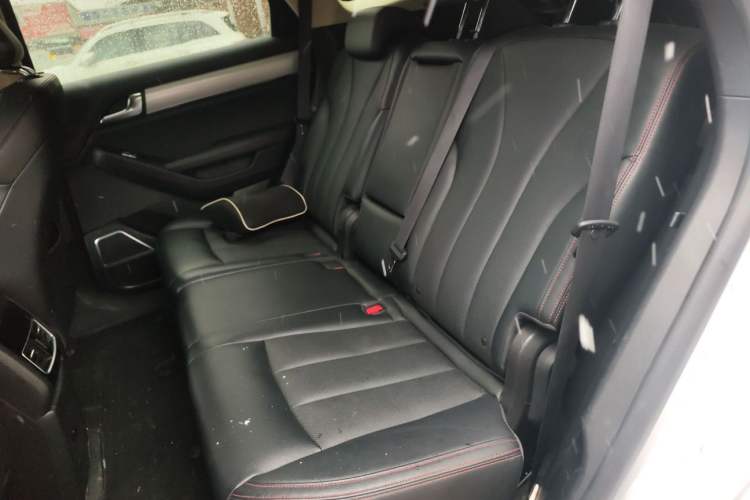 Used BYD Tang New Energy 2020 DM 2.0T Dual-Engine All-Wheel Drive Prestige 7-Seater China VI Standard