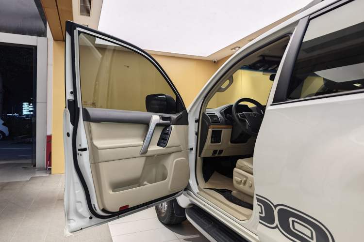 Used Toyota Prado 2018 3.5L Automatic TX-L NAVI