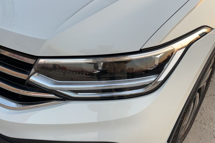 Used Volkswagen Tiguan L 2024 300TSI Automatic Two-Wheel Drive Smart Edition