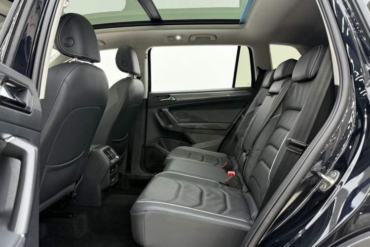 Used Volkswagen Tiguan L 2021 330TSI Automatic Two-Wheel Drive R-Line Flagship Edition
