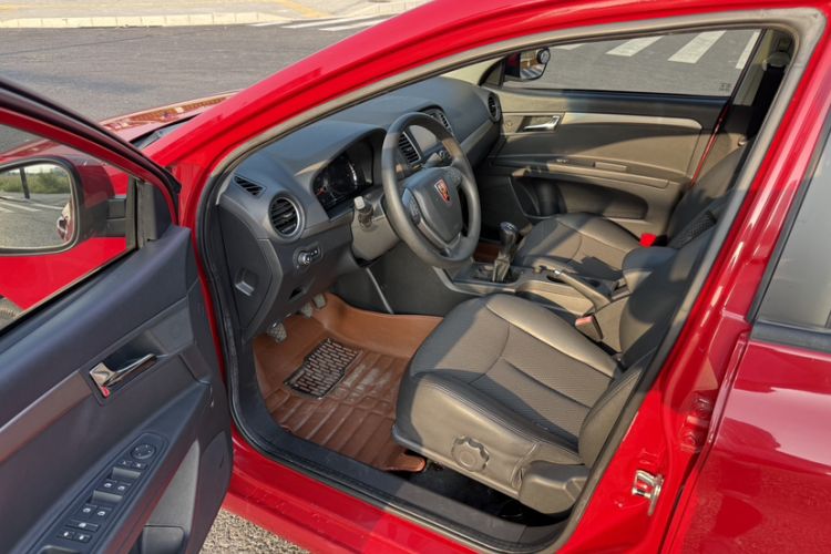 Used Roewe 350 2014 1.5L Manual Swift Edition
