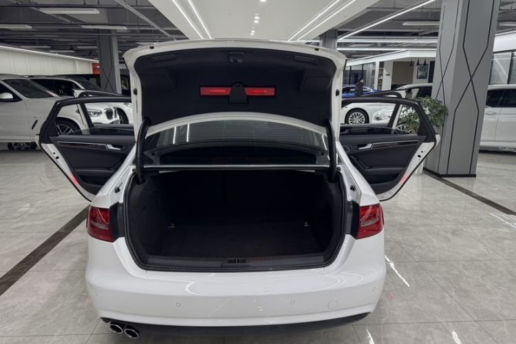 Used Audi A4L 2015 35 TFSI Automatic Comfort Model
