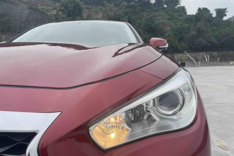 Used Infiniti Q50L 2018 2.0T Comfort Edition China VI Standard
