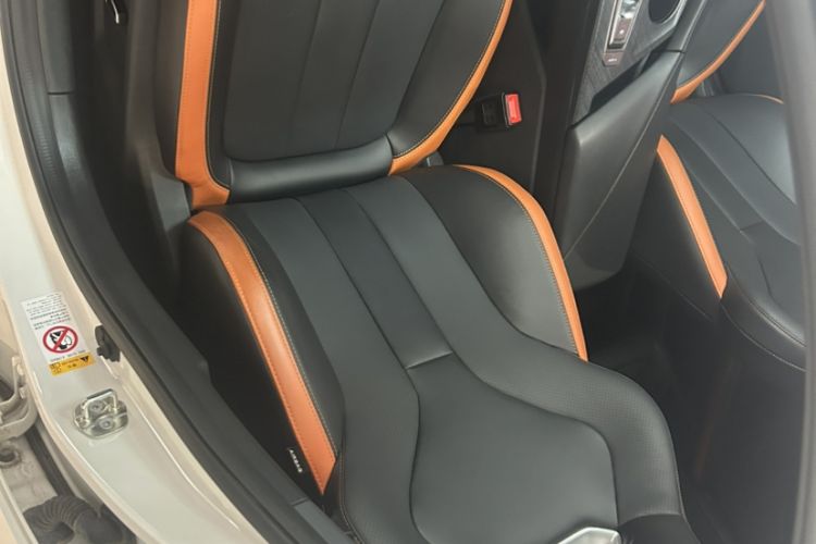 Used Changan UNI-V 2023 1.5T Prestige Model