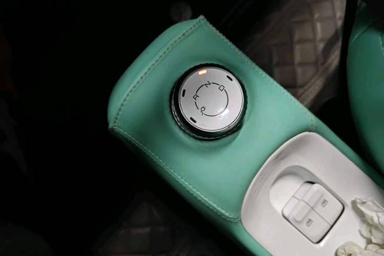 Used Wuling Hongguang MINIEV 2022 GAMEBOY 300km Enthusiast Model with Lithium Iron Phosphate
