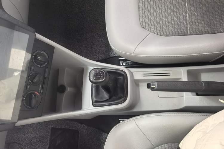 Used Skoda Rapid 2016 1.6L Manual Trend Edition
