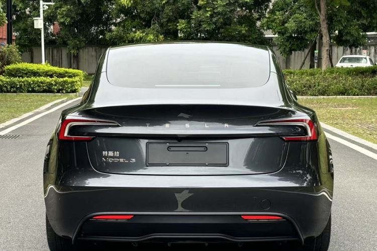 Used Tesla Model 3 2023 Rear-Wheel-Drive Version
