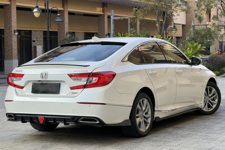Used Honda Accord 2018 260TURBO Elite Edition China VI
