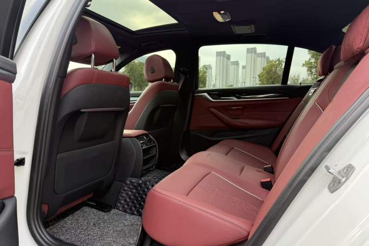 Used BMW 5 Series 2022 Restyled 525Li M Sport Package
