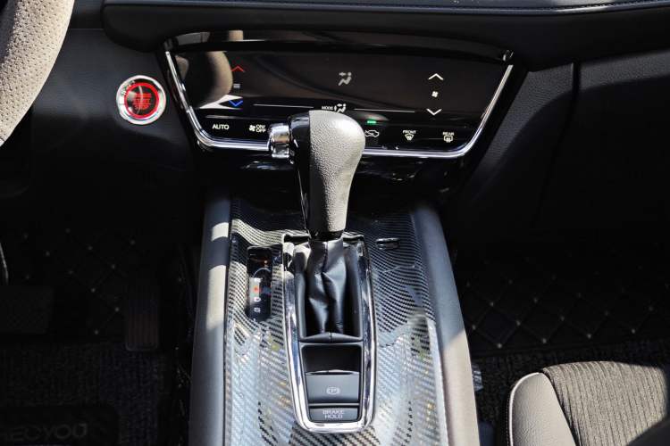 Used Honda Vezel 2020 220 TURBO CVT Luxury Edition
