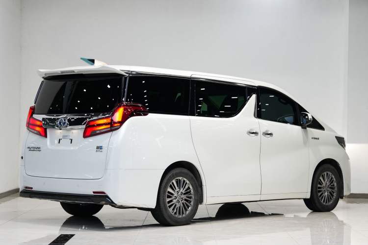 Used Toyota Alphard 2021 Dual-Engine 2.5L Luxury Edition

