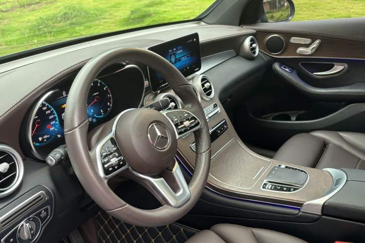 Used Mercedes-Benz GLC 2022 Second Facelift GLC 260 L 4MATIC Luxury Edition
