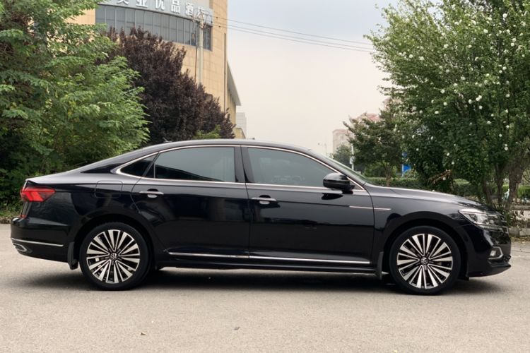 Used Volkswagen Passat 2020 Revised Version 330TSI Luxury Edition China VI Standard