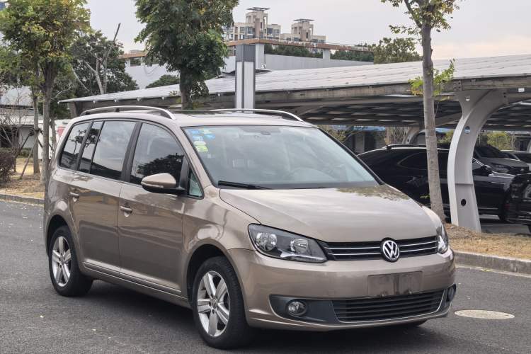Used Volkswagen Touran 2015 1.4T DSG Comfort Edition 5 Seats
