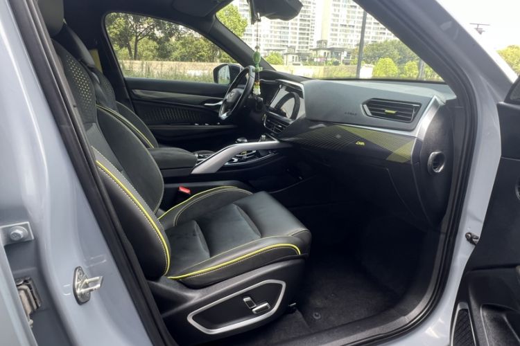 Used Geely Auto Monjaro S 2021 2.0TD Automatic Two-Wheel Drive Lightning Edition
