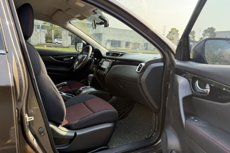 Used Nissan Qashqai 2016 2.0L CVT Elite Edition
