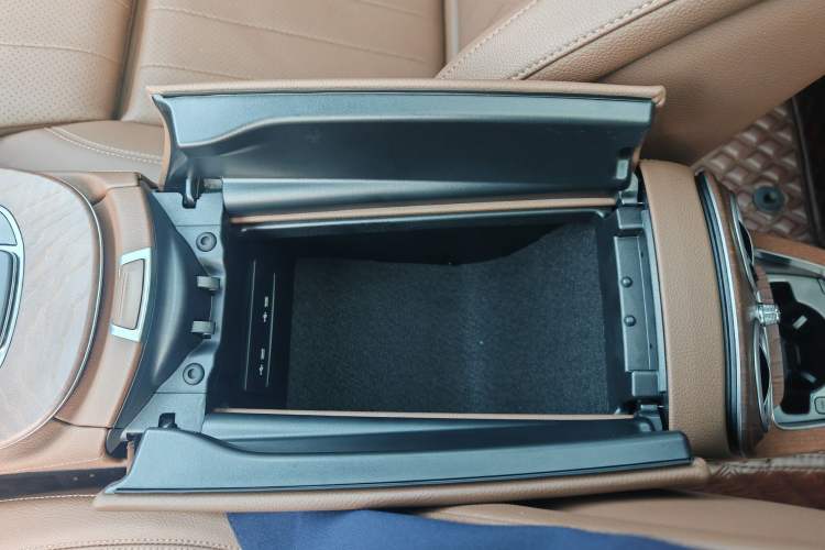 Used Mercedes-Benz E-Class 2023 E 260 L