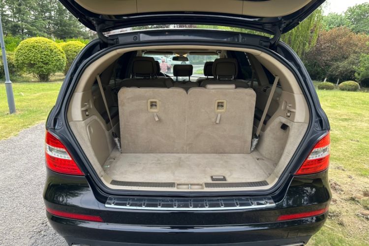 Used Mercedes-Benz R-Class 2017 R 320 4MATIC Business Edition Prestige Model