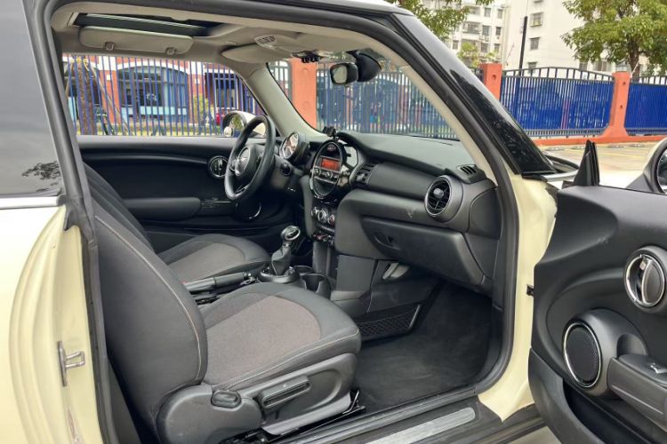 Used  MINI 2014 1.2T ONE+
